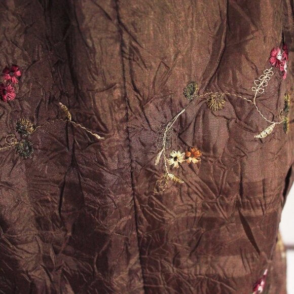 Brown Silk Cap Sleeve Floral Embroidered  Crinkle Top, Size L - Picture 9 of 9